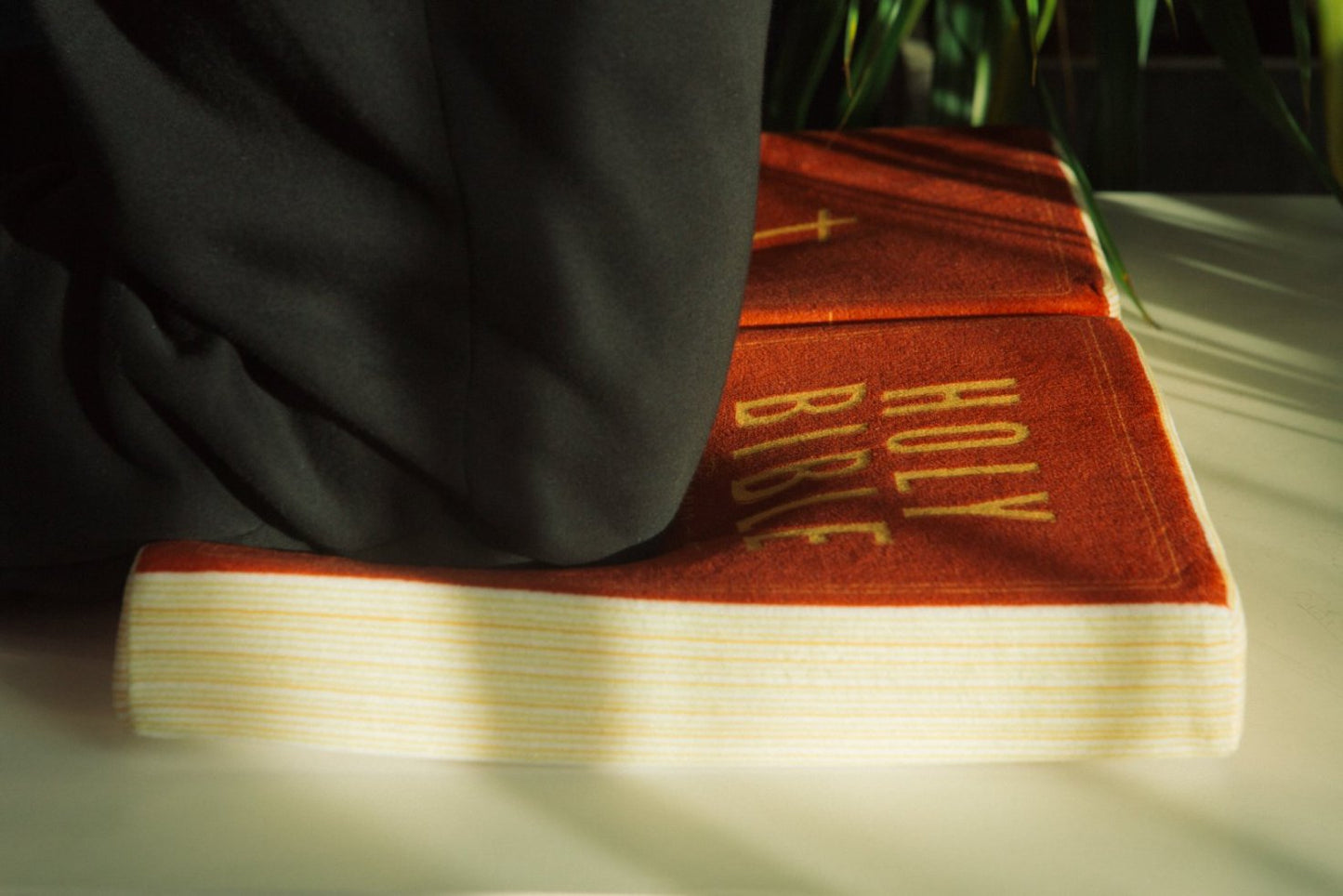 信 FAITH 書型禱告墊|馬可福音9:23・凡事都能|聖經造型・可折疊・洗禮喬遷禮物・附收納袋