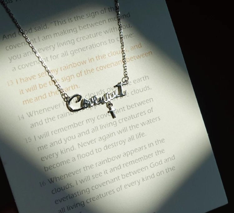 約 COVENANT|隱密的光芒 十字架銀項鍊|立約記號・原創設計・告白禮物|Convenant 字母墜・精緻禮盒